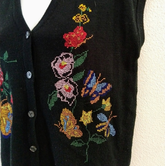 Vintage LeRoy Cross Stitch Sweater - Picture 3 of 4